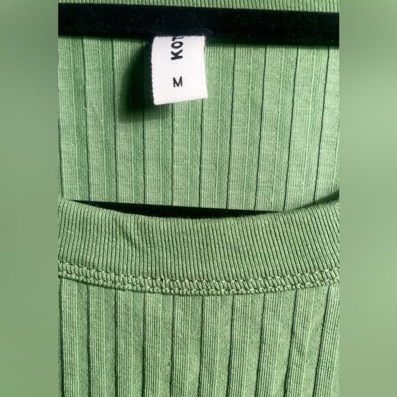KOTN Olive Ribbed Crewneck long sleeve Cotton Trendy Stylish Comfy Sweater M - Picture 4 of 4
